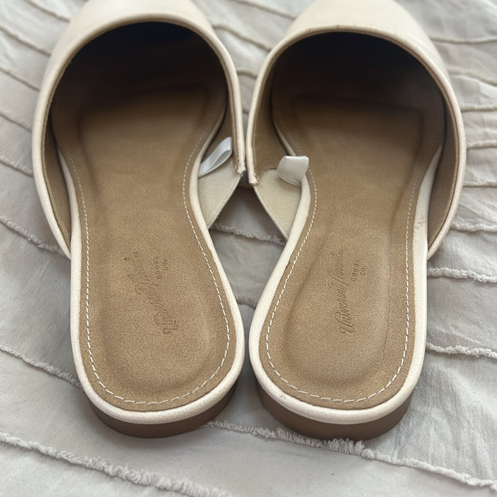 Light Tan Slides - Picture 3 of 3